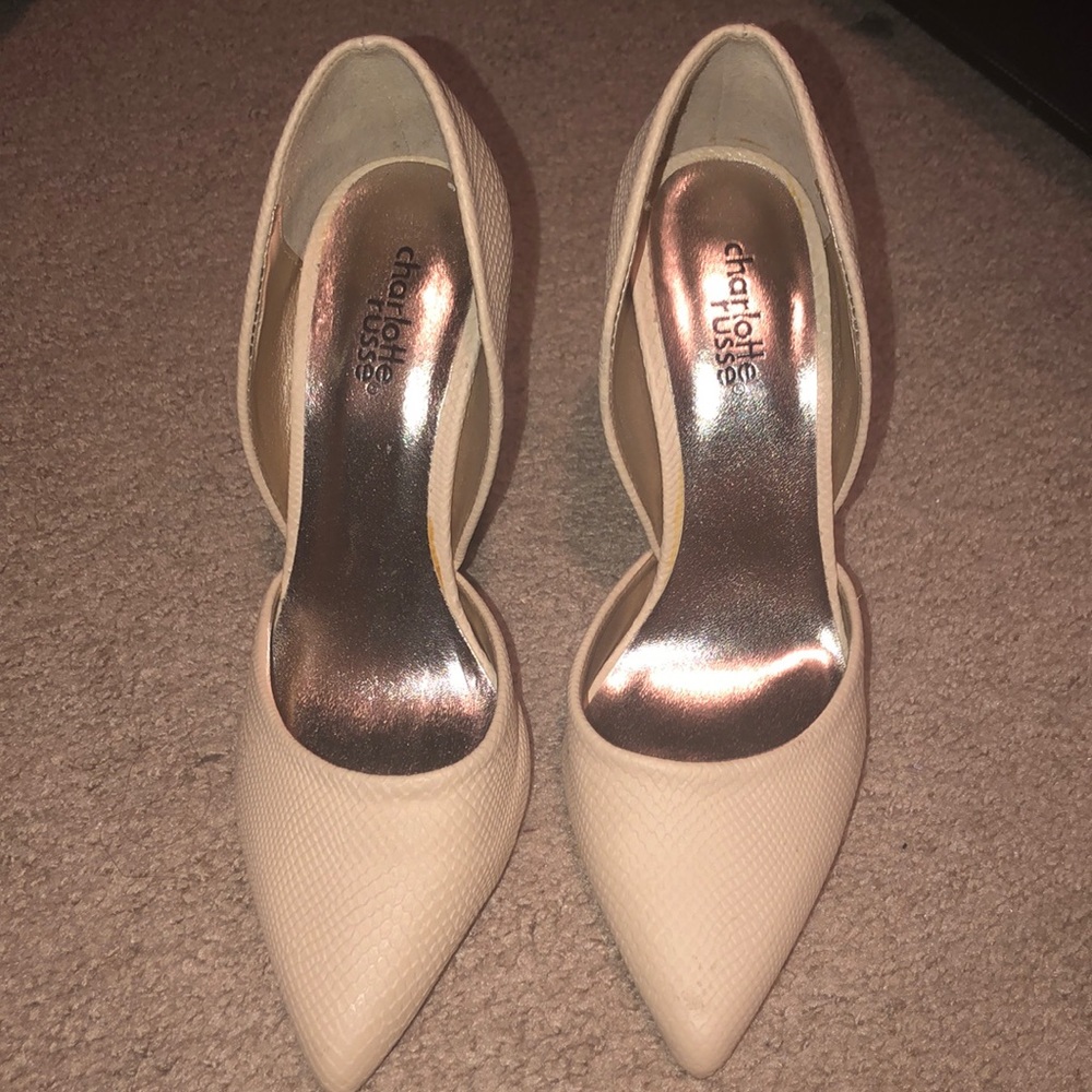 Pink heels
